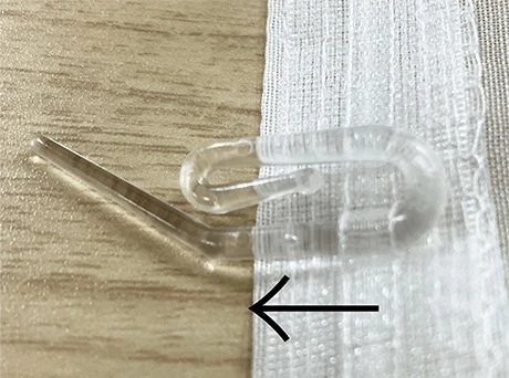 ギャザーフックの付け方1